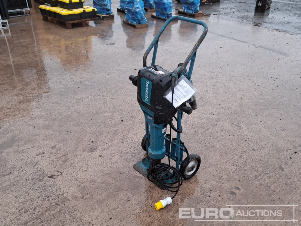 Makita 110v Hammer, Makita 110v Drill - Asphalt machine: picture 1 Makita 110v Hammer, Makita 110v Drill - Asphalt machine: picture 1