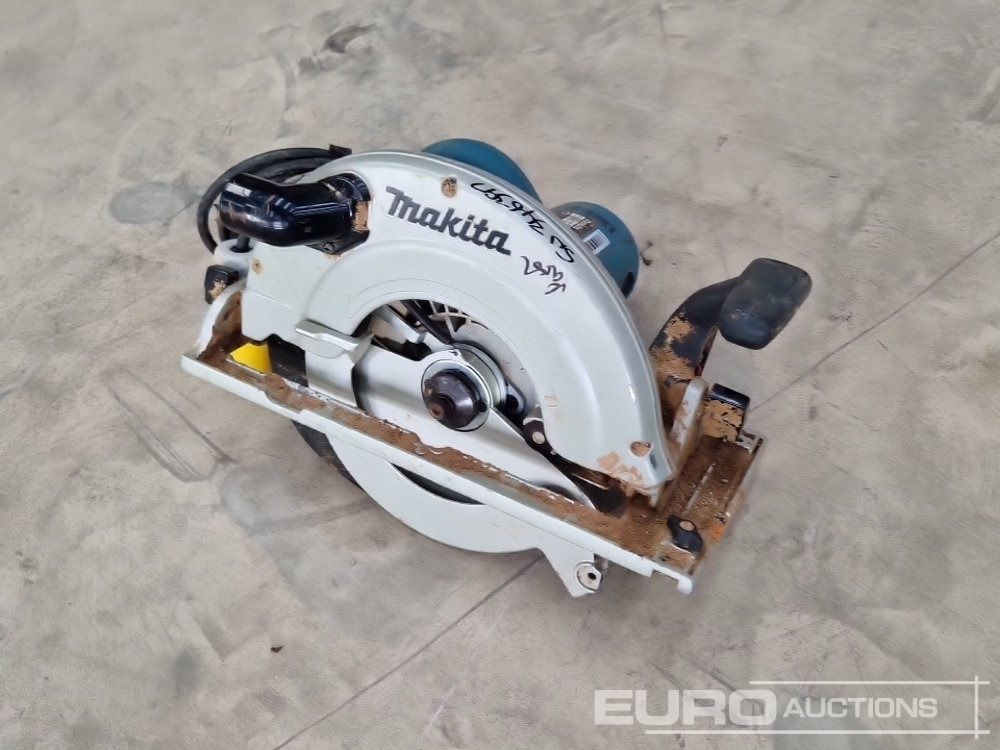 Makita 5903R 110 Volt Circular Saw - Construction equipment: picture 1 Makita 5903R 110 Volt Circular Saw - Construction equipment: picture 1