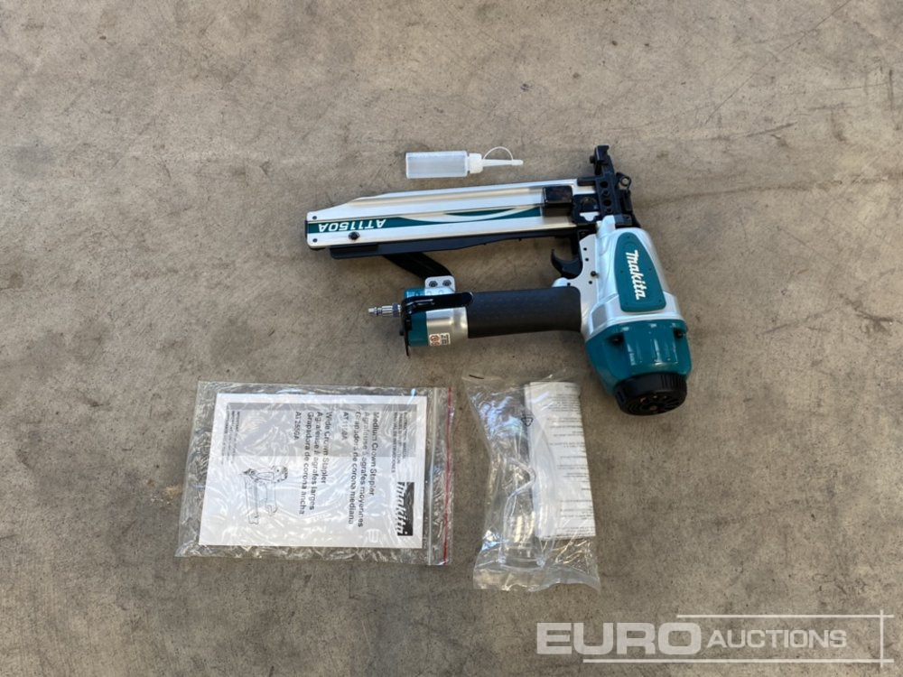 Makita AT1150A Pneumatic Nailer (Body Only) - Construction equipment: picture 2 Makita AT1150A Pneumatic Nailer (Body Only) - Construction equipment: picture 2