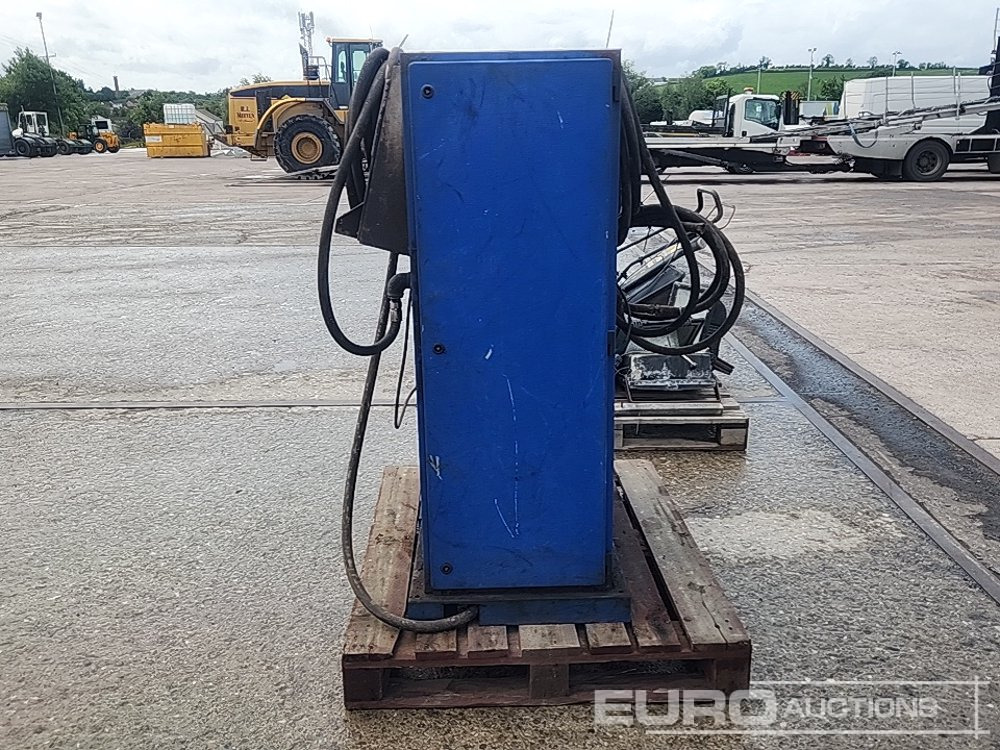 Marconi Fuel Pumps (2 of) - Construction equipment: picture 2 Marconi Fuel Pumps (2 of) - Construction equipment: picture 2