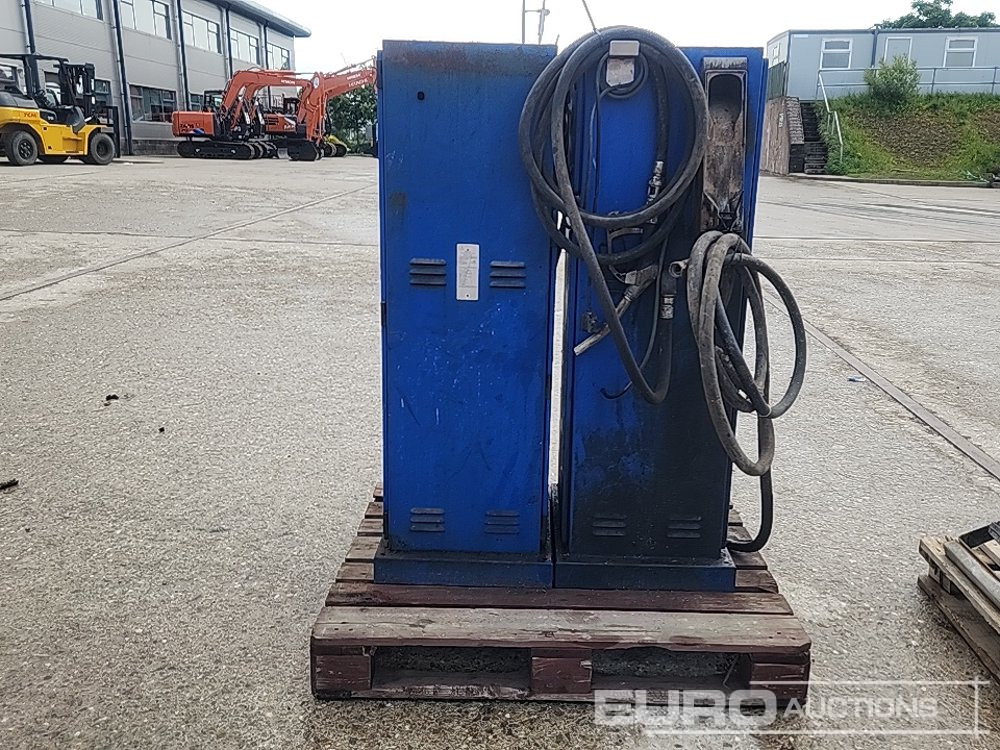 Marconi Fuel Pumps (2 of) - Construction equipment: picture 4 Marconi Fuel Pumps (2 of) - Construction equipment: picture 4