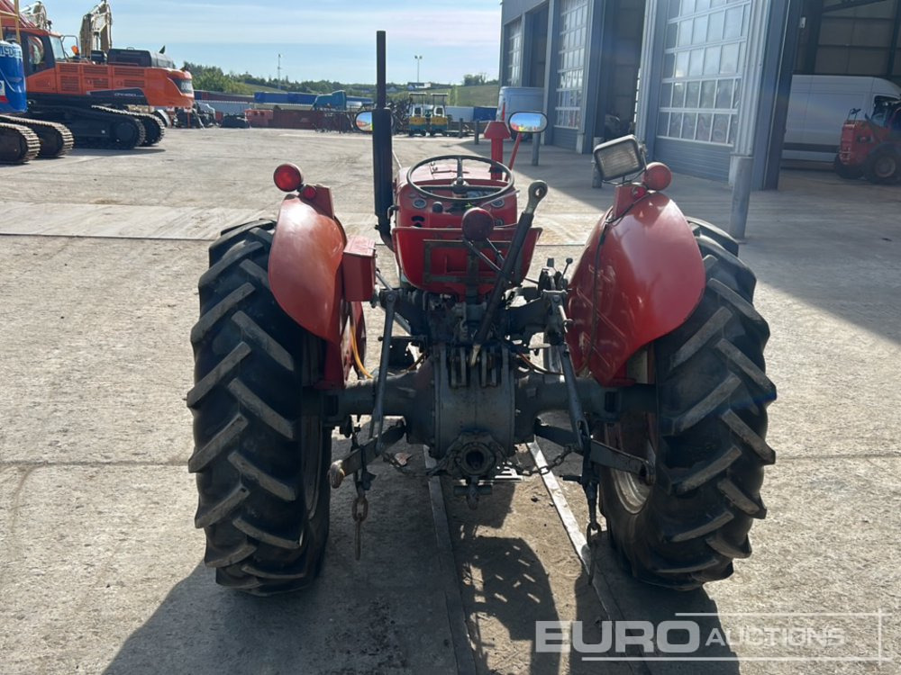 Massey Ferguson 135 - Farm tractor: picture 4 Massey Ferguson 135 - Farm tractor: picture 4