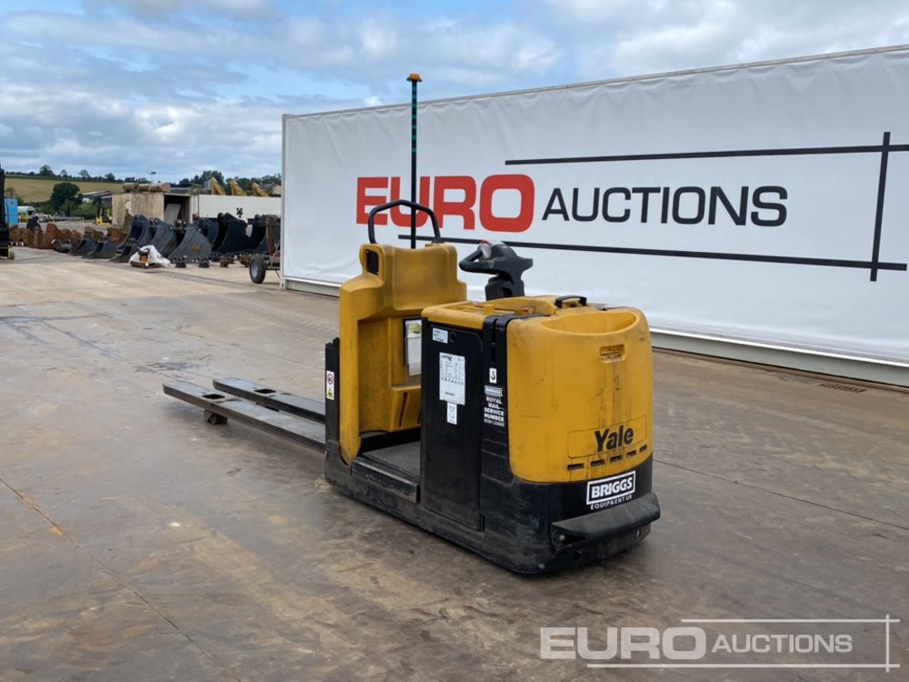 2017 Yale MO25 - Material handling equipment: picture 3 2017 Yale MO25 - Material handling equipment: picture 3