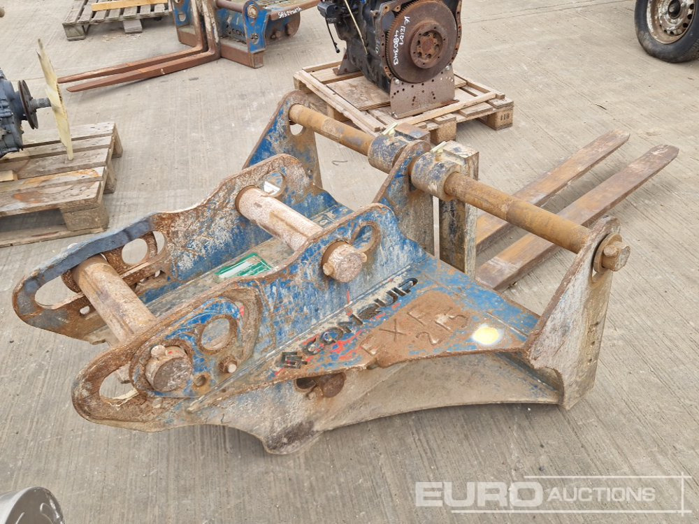 2019 Conquip Pallet Forks 80mm Pin to suit 20 Ton Excavator - Material handling equipment: picture 5 2019 Conquip Pallet Forks 80mm Pin to suit 20 Ton Excavator - Material handling equipment: picture 5