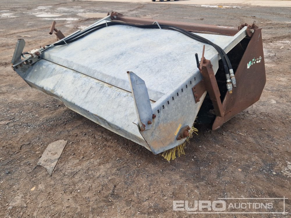 80" Hydraulic Sweeper Collector Bucket to suit Kramer 418 - Material handling equipment: picture 1 80" Hydraulic Sweeper Collector Bucket to suit Kramer 418 - Material handling equipment: picture 1
