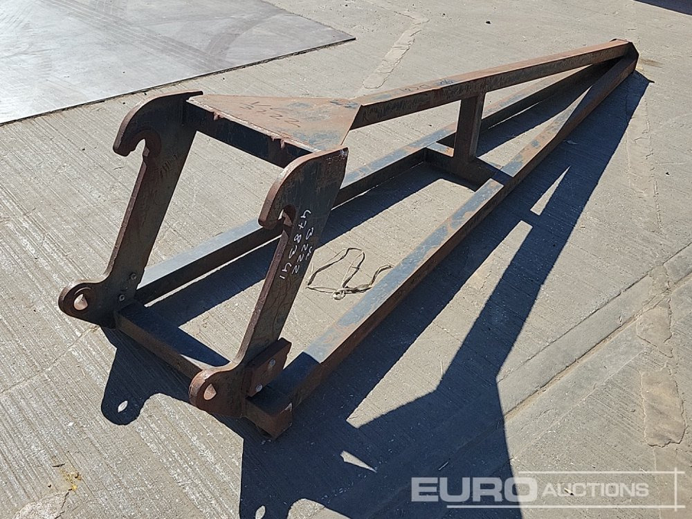 CAT Crane Jib to suit Telehandler - Material handling equipment: picture 5 CAT Crane Jib to suit Telehandler - Material handling equipment: picture 5