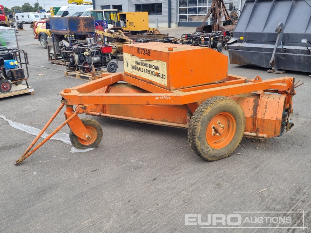 Danline Towsweep Road Brush - Material handling equipment: picture 3 Danline Towsweep Road Brush - Material handling equipment: picture 3