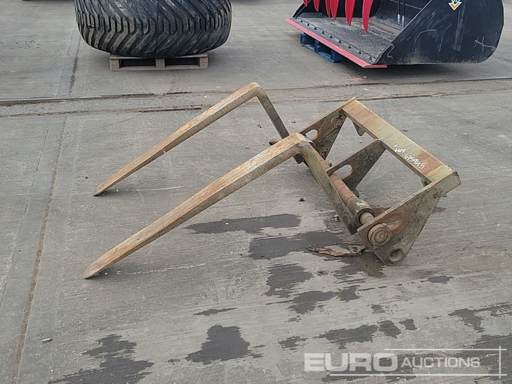 Fork Frame & Forks to suit Manitou Telehandler - Material handling equipment: picture 2 Fork Frame & Forks to suit Manitou Telehandler - Material handling equipment: picture 2