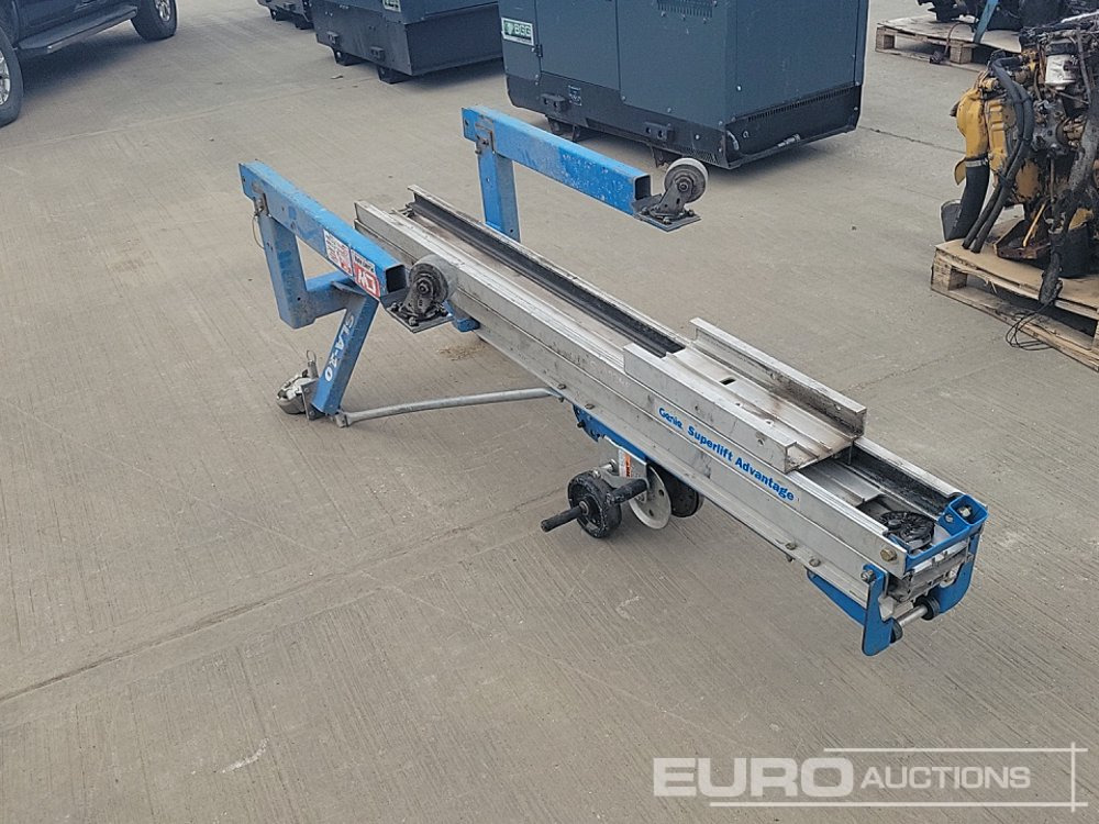Genie SLA-10 - Material handling equipment: picture 3 Genie SLA-10 - Material handling equipment: picture 3