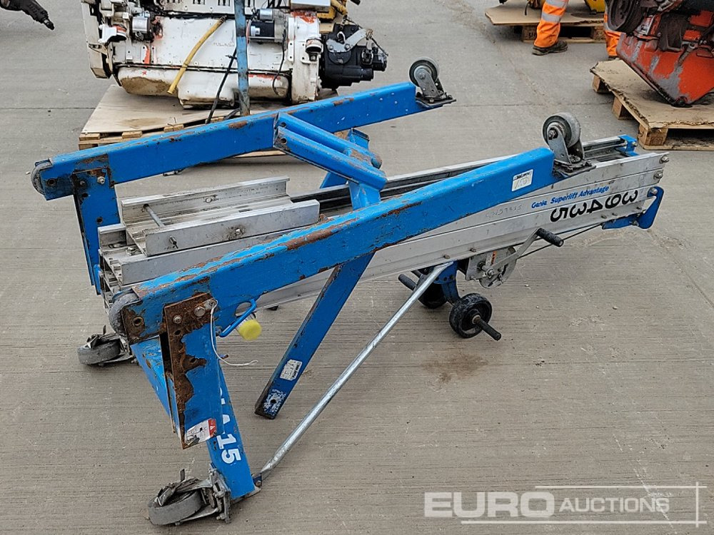 Genie SLA-15 - Material handling equipment: picture 3 Genie SLA-15 - Material handling equipment: picture 3