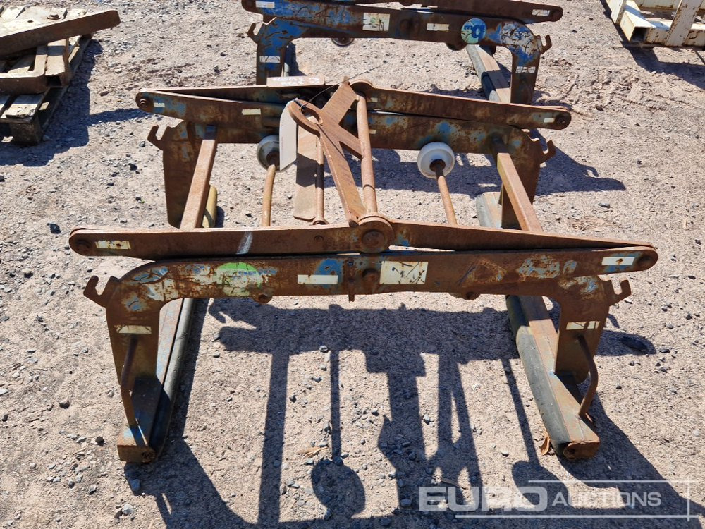Mcquid Block Grab - Material handling equipment: picture 4 Mcquid Block Grab - Material handling equipment: picture 4