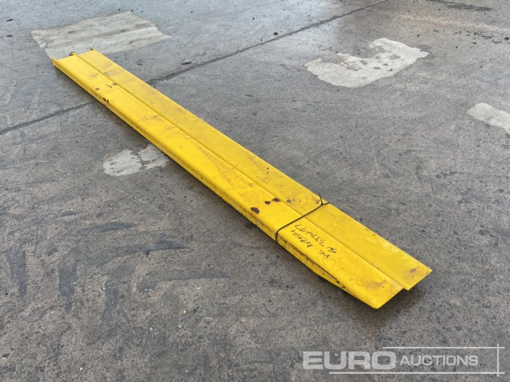 Unused 8' Fork Extensions - Material handling equipment: picture 4 Unused 8' Fork Extensions - Material handling equipment: picture 4