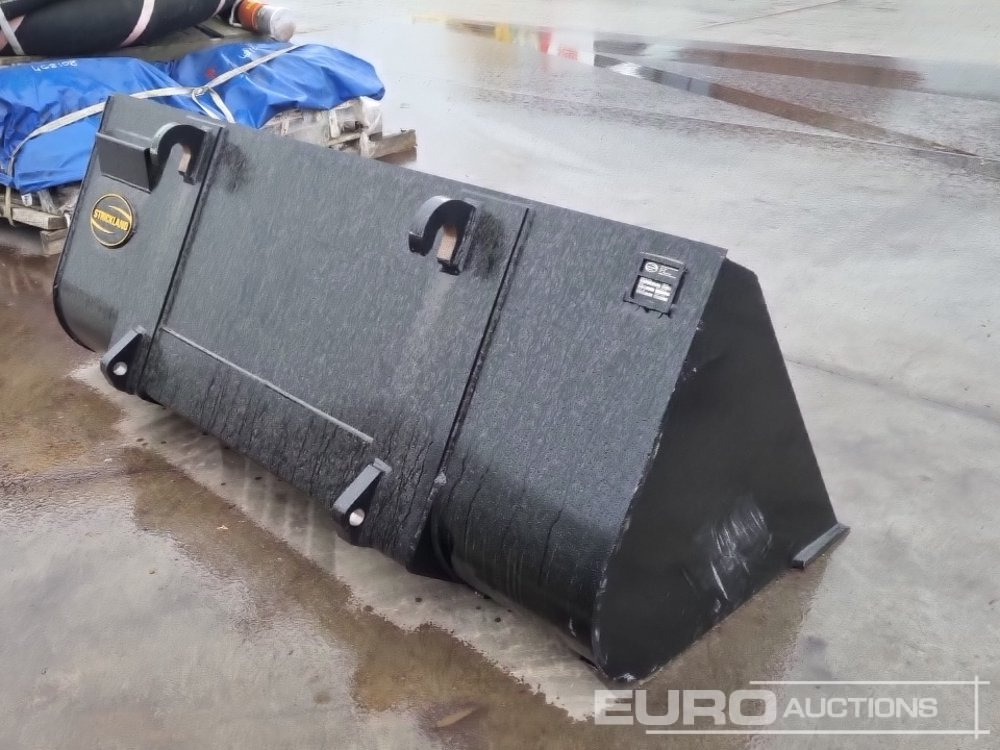 Unused Strickland 90" Loading Bucket to suit JCB Telehandler - Material handling equipment: picture 5 Unused Strickland 90" Loading Bucket to suit JCB Telehandler - Material handling equipment: picture 5