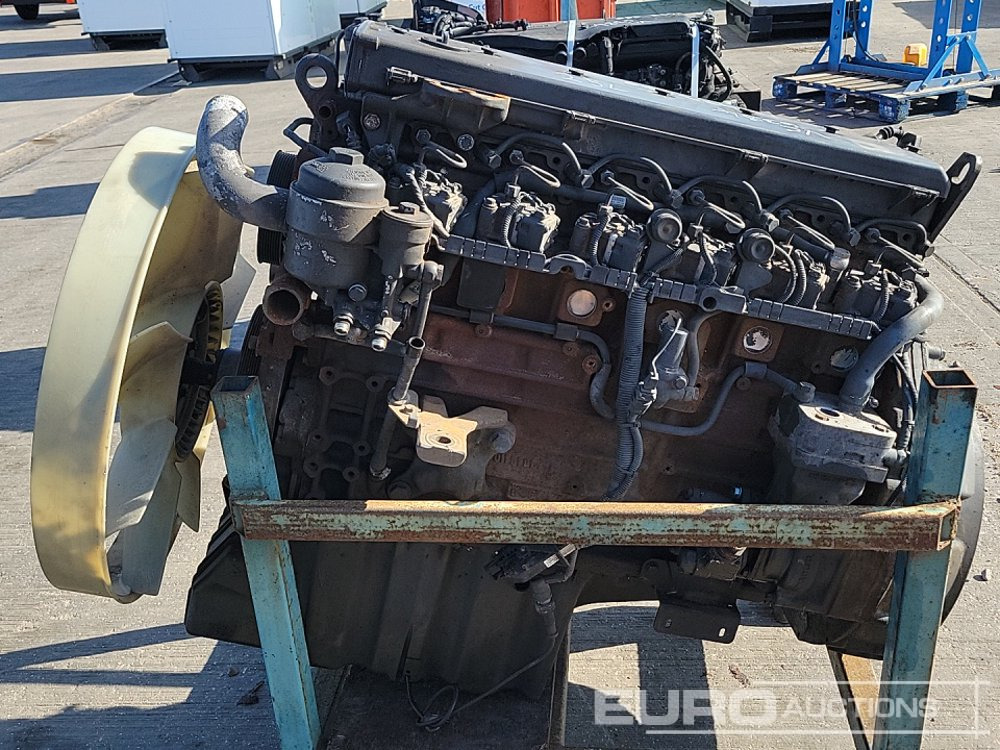 Mercedes Benz 6 Cylinder Engine - Engine: picture 2 Mercedes Benz 6 Cylinder Engine - Engine: picture 2
