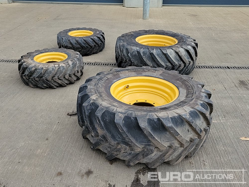 Michelin 480/80R26 Tyre & Rim (2 of), 340/80R18 Tyre & Rim (2 of) - Tire: picture 2 Michelin 480/80R26 Tyre & Rim (2 of), 340/80R18 Tyre & Rim (2 of) - Tire: picture 2