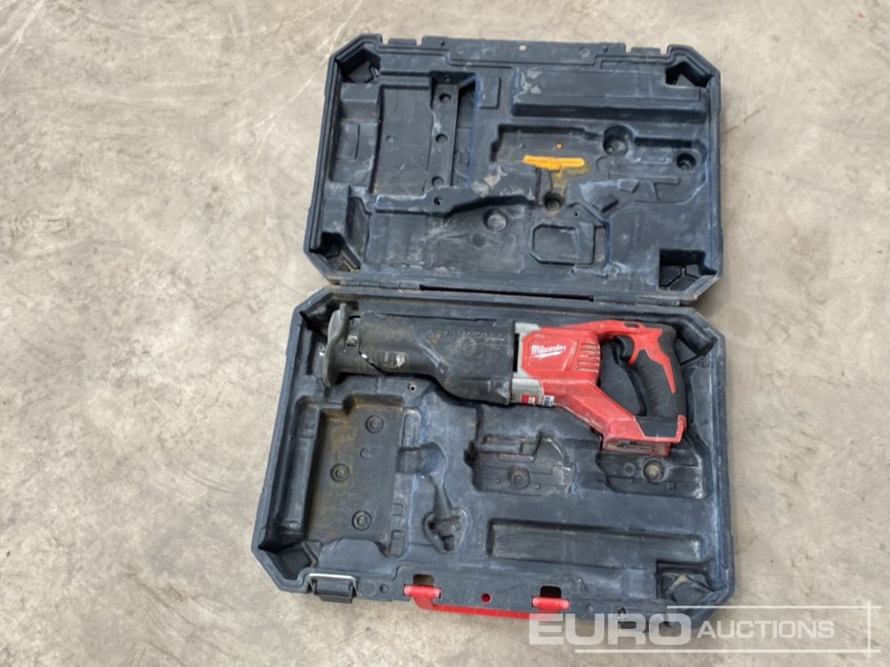 Milwaukee M18 18 Volt Recip Saw (Body & Case Only) - Construction equipment: picture 2 Milwaukee M18 18 Volt Recip Saw (Body & Case Only) - Construction equipment: picture 2