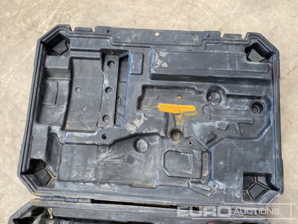Milwaukee M18 18 Volt Recip Saw (Body & Case Only) - Construction equipment: picture 4 Milwaukee M18 18 Volt Recip Saw (Body & Case Only) - Construction equipment: picture 4