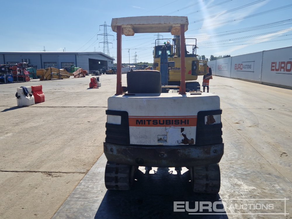 Mitsubishi ME25 - Mini excavator: picture 4 Mitsubishi ME25 - Mini excavator: picture 4