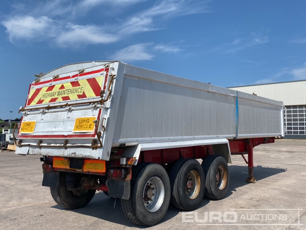 Montracon Tri Axle Aluminum Insulated Aggregate Tipping Trailer, Split Tail Door. ROR Drums, Lift Axle, Roll Over Cover - Tipper semi-trailer: picture 5 Montracon Tri Axle Aluminum Insulated Aggregate Tipping Trailer, Split Tail Door. ROR Drums, Lift Axle, Roll Over Cover - Tipper semi-trailer: picture 5