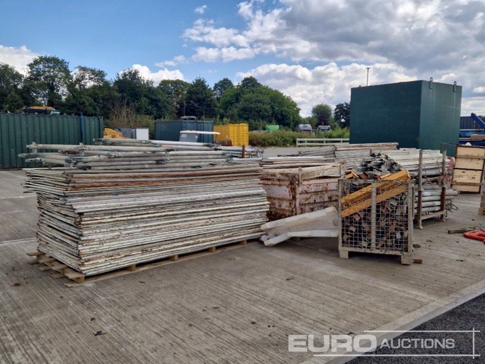 Steel Mesh Panels (5 Pallets of & 1 Stillage of), Acro Props (5 Stillages of), Kwikstage Polls (2 Stillages of), Stillge of Fittings - Other machinery: picture 4 Steel Mesh Panels (5 Pallets of & 1 Stillage of), Acro Props (5 Stillages of), Kwikstage Polls (2 Stillages of), Stillge of Fittings - Other machinery: picture 4