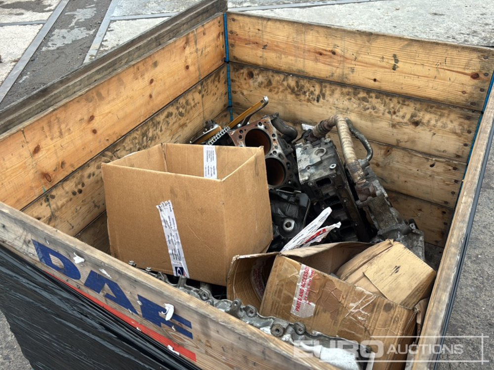 Pallet of Engine Spares - Engine: picture 1 Pallet of Engine Spares - Engine: picture 1