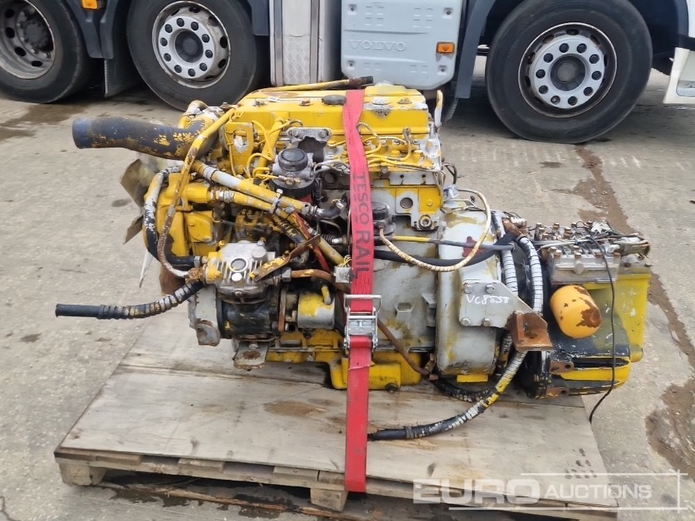 Perkins 4 Cylinder Engine, Pump - Engine: picture 2 Perkins 4 Cylinder Engine, Pump - Engine: picture 2