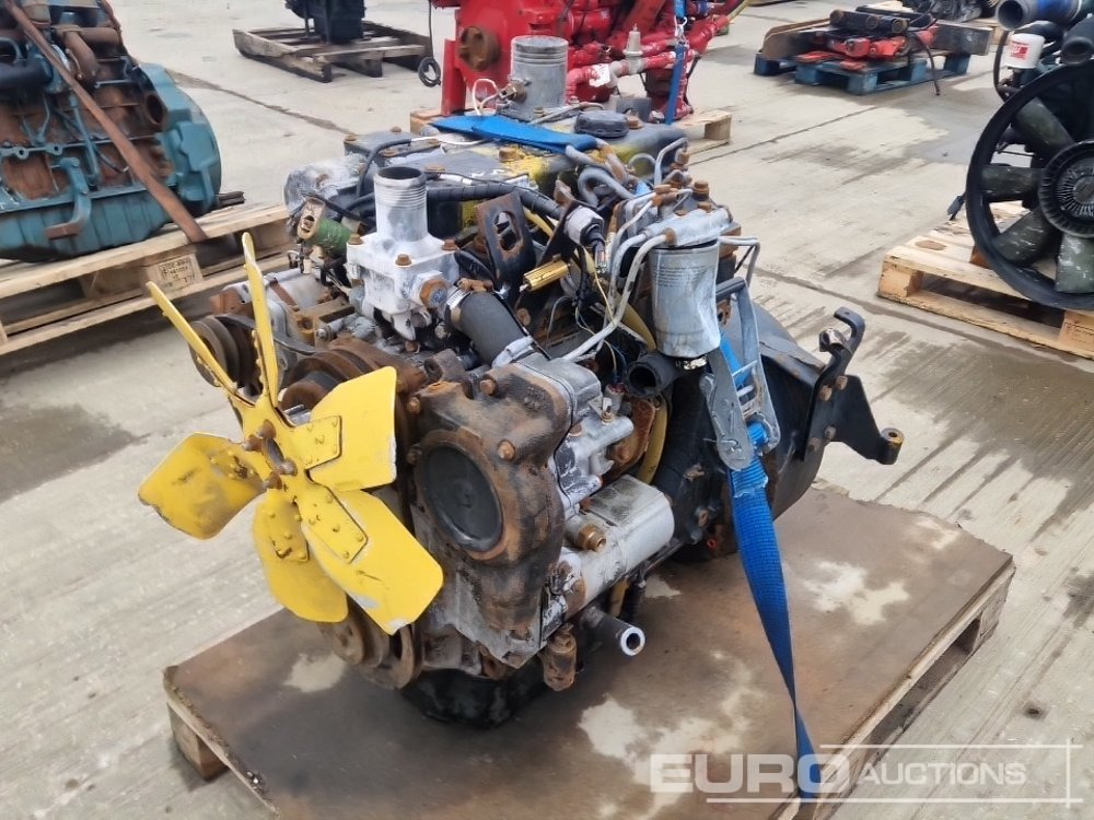 Perkins 4 Cylinder Engine - Engine: picture 1 Perkins 4 Cylinder Engine - Engine: picture 1