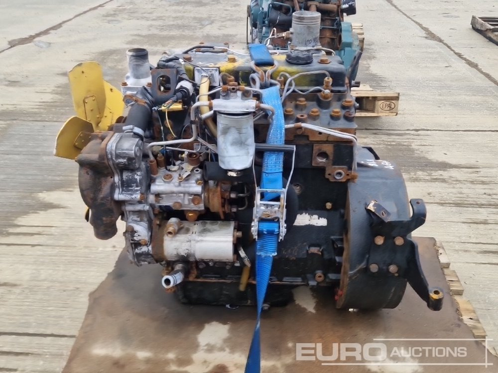 Perkins 4 Cylinder Engine - Engine: picture 2 Perkins 4 Cylinder Engine - Engine: picture 2
