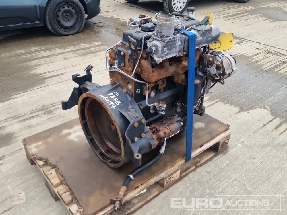 Perkins 4 Cylinder Engine - Engine: picture 5 Perkins 4 Cylinder Engine - Engine: picture 5