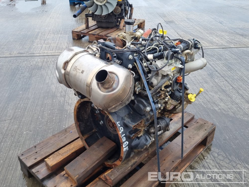 Perkins 4 Cylinder Engine - Engine: picture 5 Perkins 4 Cylinder Engine - Engine: picture 5
