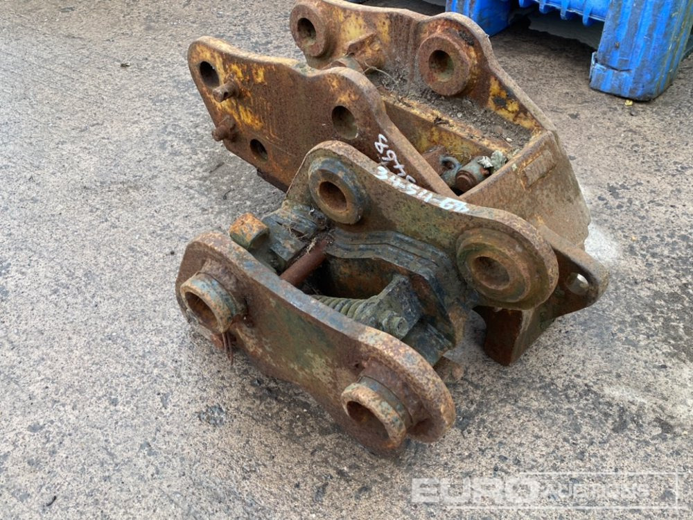 Quick Hitch 45/50mm Pin to suit 4-8 Ton Excavator (2 of) - Quick coupler: picture 3 Quick Hitch 45/50mm Pin to suit 4-8 Ton Excavator (2 of) - Quick coupler: picture 3
