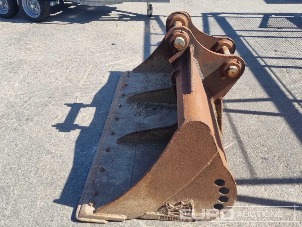 Rhinox 72" Ditching Bucket 65mm Pin to suit 13 Ton Excavator - Bucket: picture 2 Rhinox 72" Ditching Bucket 65mm Pin to suit 13 Ton Excavator - Bucket: picture 2