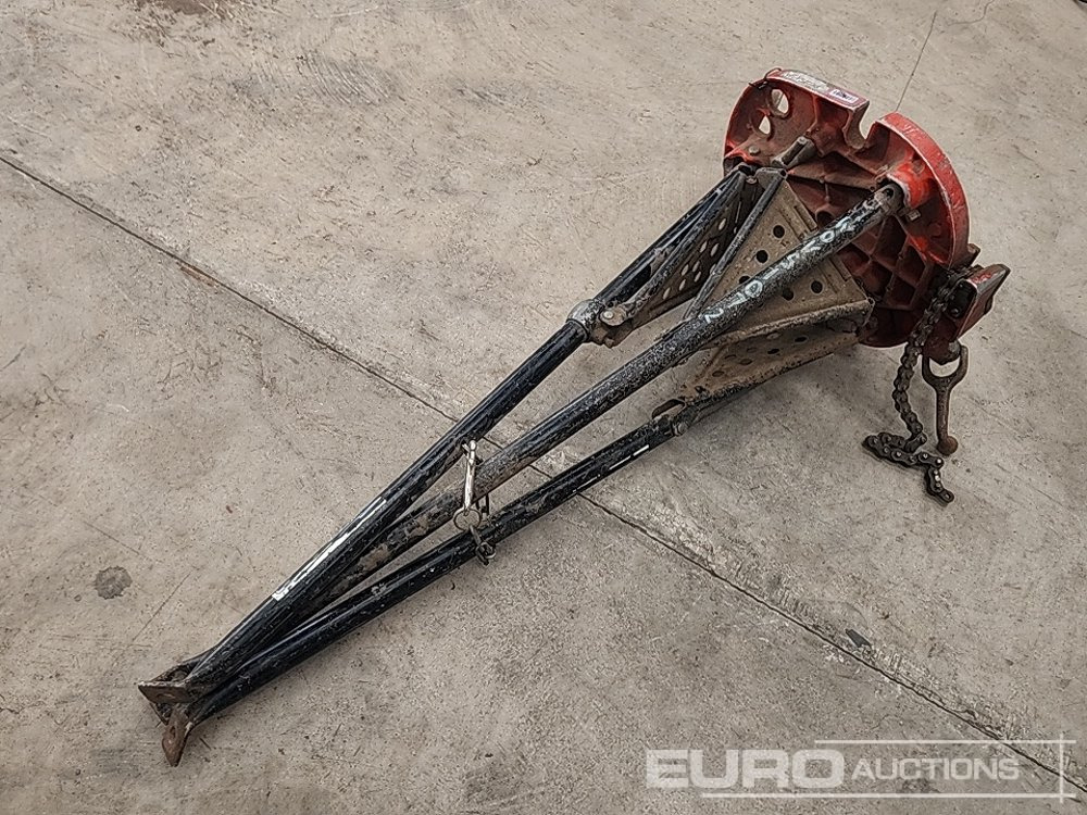 Ridgid Pipe Treader Tripod - Workshop equipment: picture 3 Ridgid Pipe Treader Tripod - Workshop equipment: picture 3