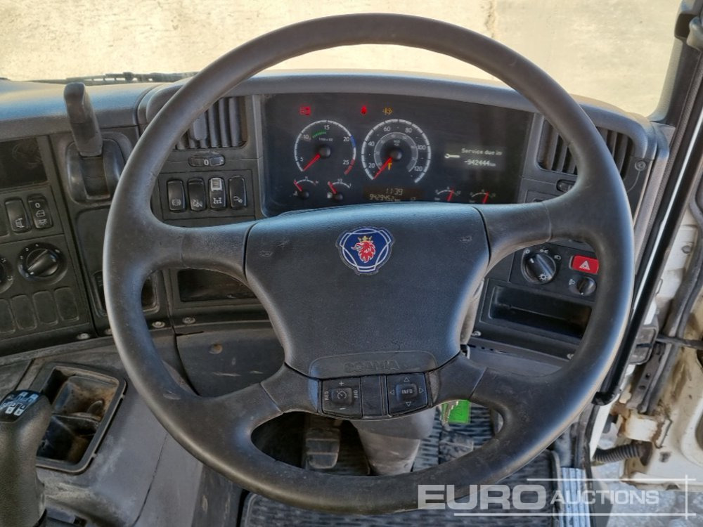 Tipper Scania P380: picture 32