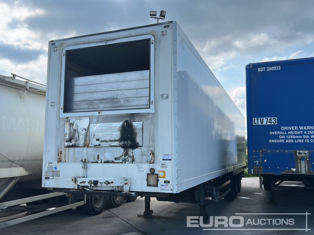 Schmitz Cargobull SKO24/L 45' Tri Axle Fridge Trailer (No Equipment) - Closed box semi-trailer: picture 1 Schmitz Cargobull SKO24/L 45' Tri Axle Fridge Trailer (No Equipment) - Closed box semi-trailer: picture 1