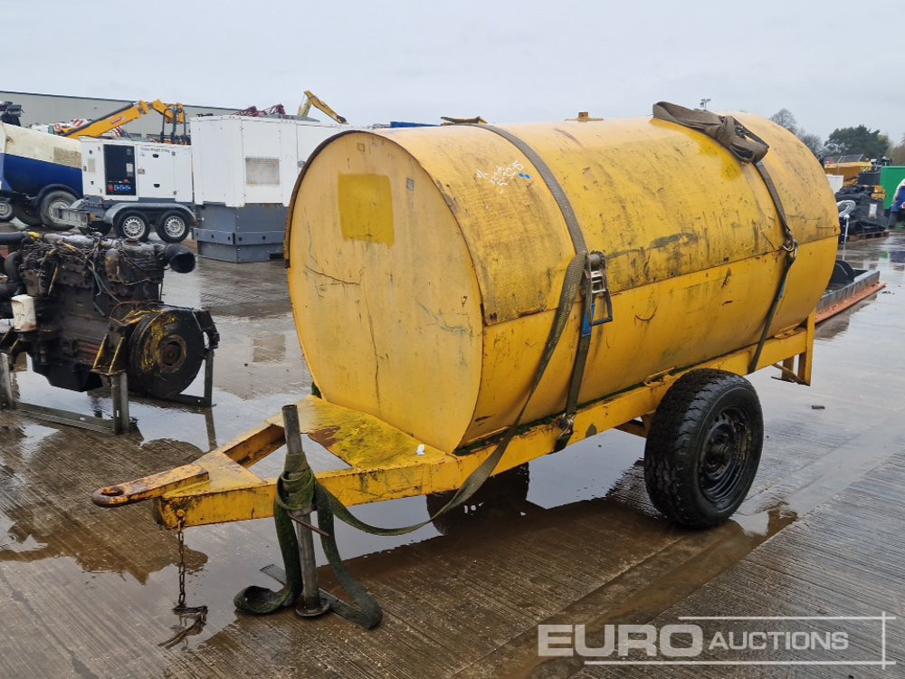 Single Axle Bunded Fuel Bowser, Manual Pump - Storage tank: picture 1 Single Axle Bunded Fuel Bowser, Manual Pump - Storage tank: picture 1
