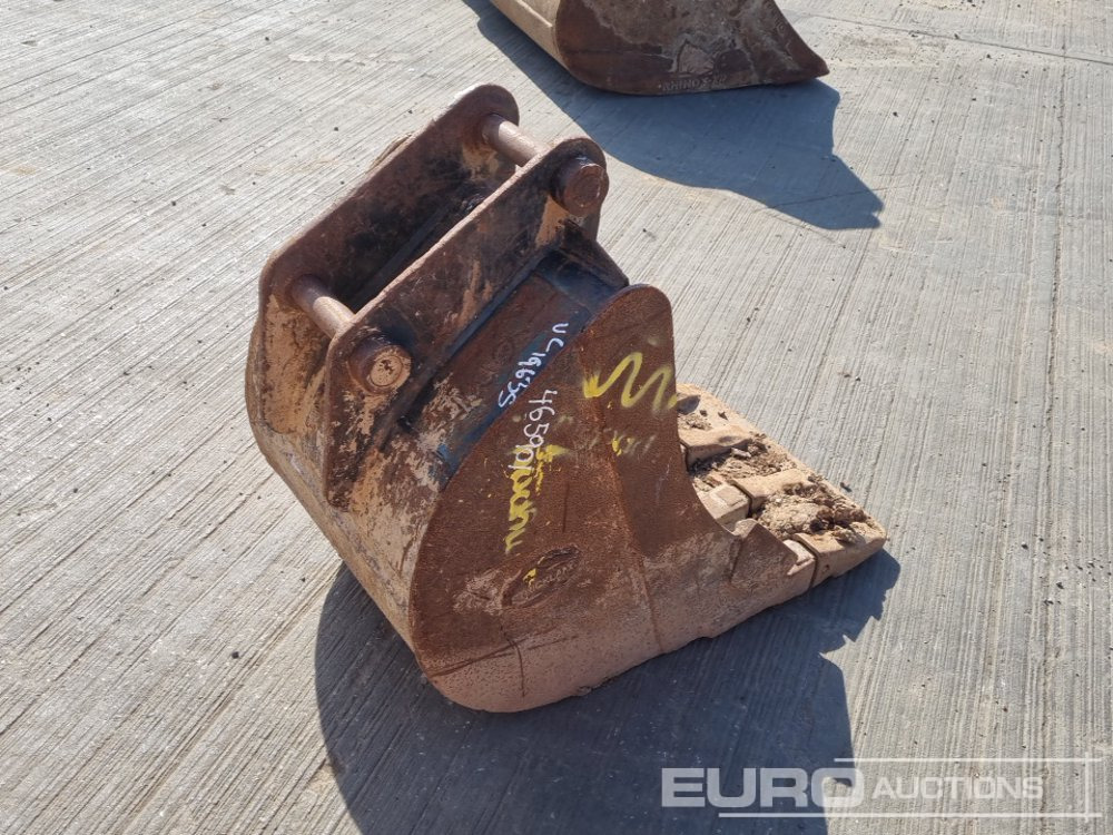Strickland 24" Digging Bucket 45mm Pin to suit 4-6 Ton Excavator - Bucket: picture 5 Strickland 24" Digging Bucket 45mm Pin to suit 4-6 Ton Excavator - Bucket: picture 5