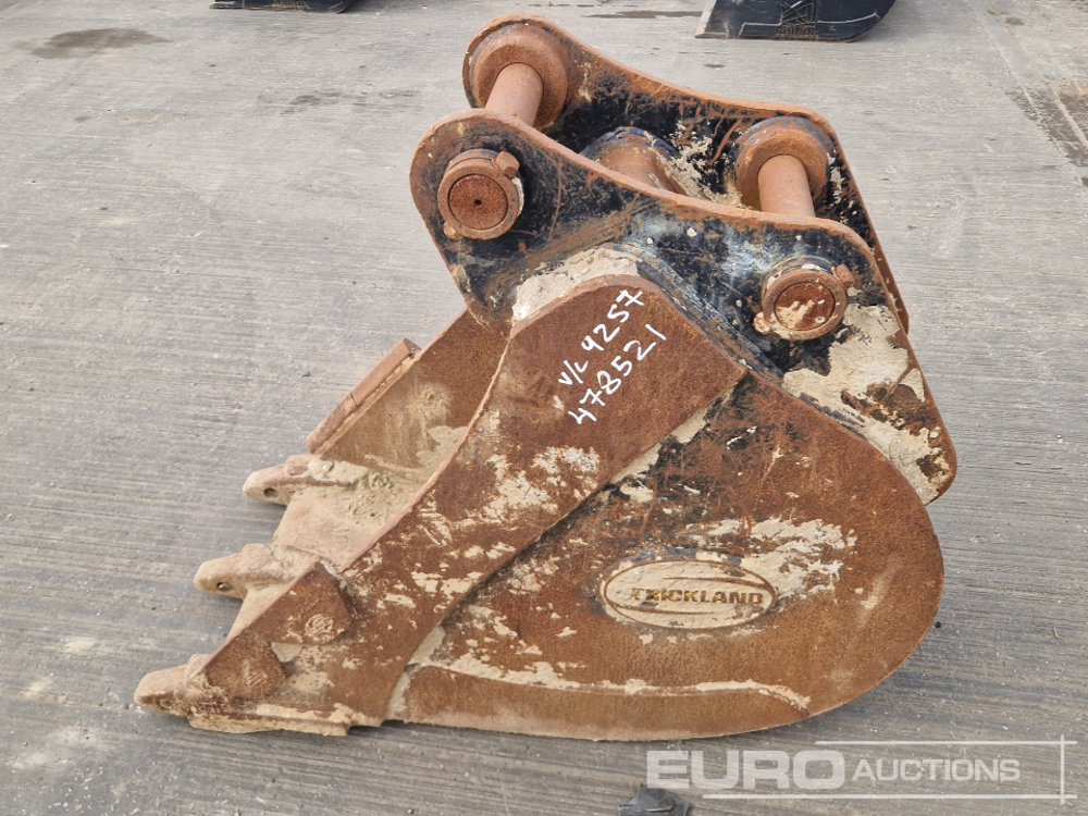 Strickland 24" Digging Bucket 65mm Pin to suit 13 Ton Excavator - Bucket: picture 2 Strickland 24" Digging Bucket 65mm Pin to suit 13 Ton Excavator - Bucket: picture 2