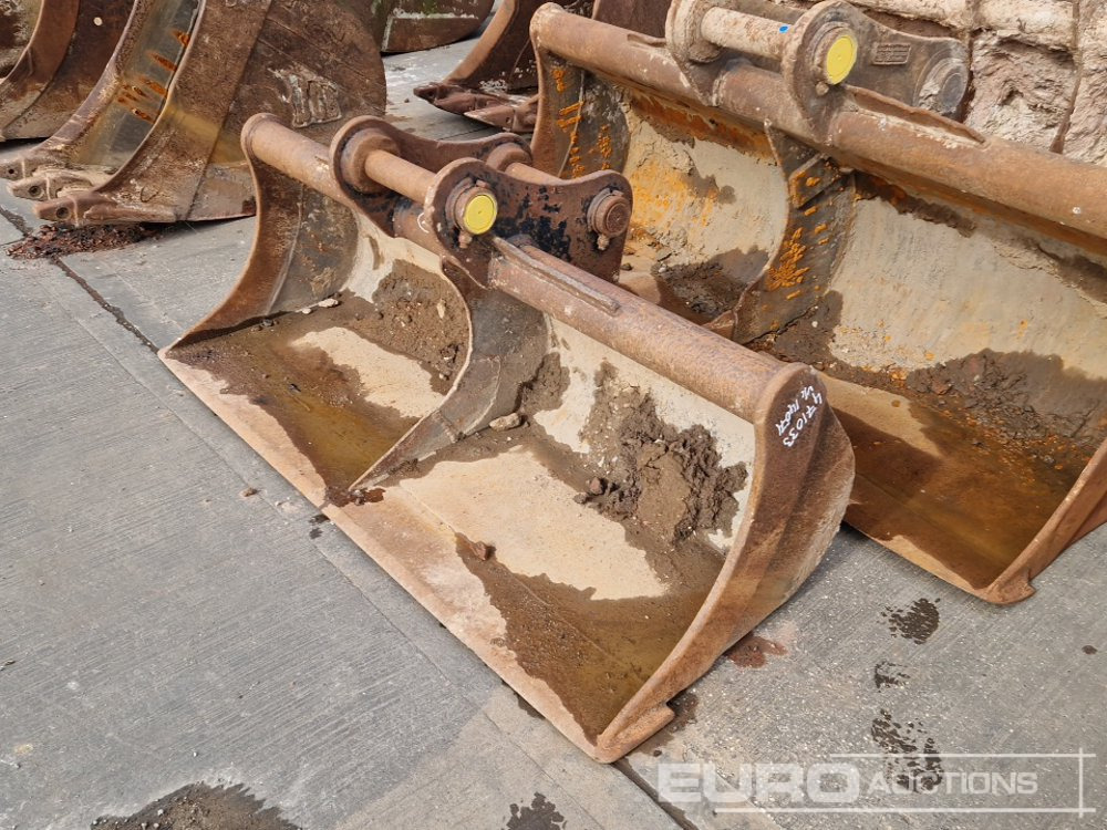 Strickland 72" Ditching Bucket 65mm Pin to suit 13 Ton Excavator - Bucket: picture 1 Strickland 72" Ditching Bucket 65mm Pin to suit 13 Ton Excavator - Bucket: picture 1