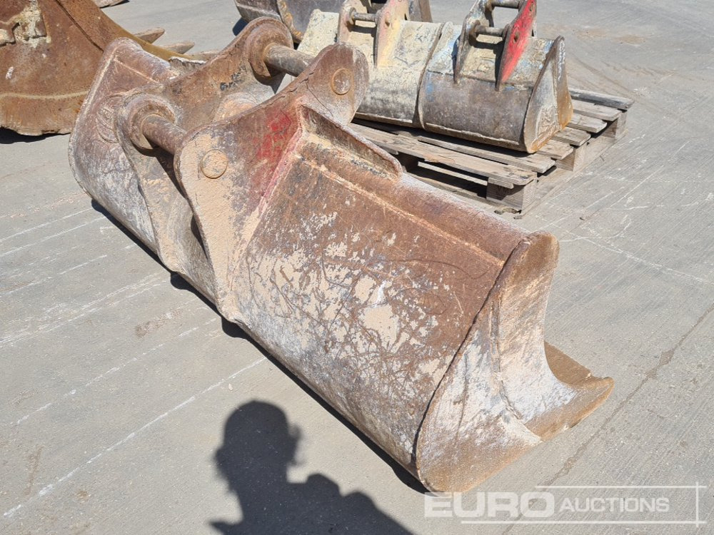 Strickland 72" Ditching Bucket 65mm Pin to suit 13 Ton Excavator - Bucket: picture 5 Strickland 72" Ditching Bucket 65mm Pin to suit 13 Ton Excavator - Bucket: picture 5