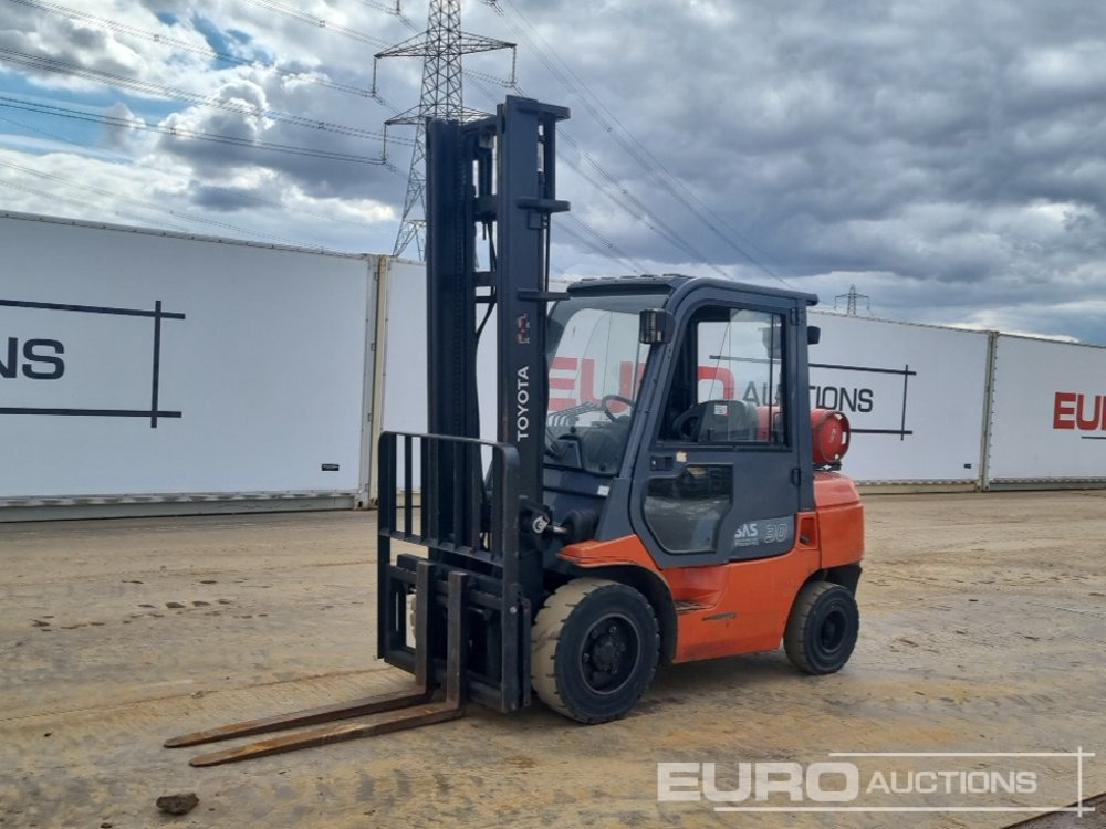 Toyota 02-7FGF30 - Forklift: picture 1 Toyota 02-7FGF30 - Forklift: picture 1