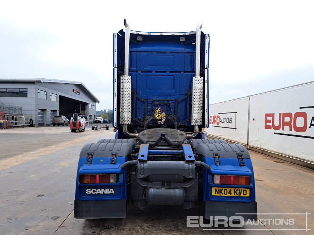 Scania 6x2 Midlift, Twin Steer, Manual Gearbox, Cruise Control, Slider (Reg. Docs. Available) - Tractor unit: picture 4 Scania 6x2 Midlift, Twin Steer, Manual Gearbox, Cruise Control, Slider (Reg. Docs. Available) - Tractor unit: picture 4