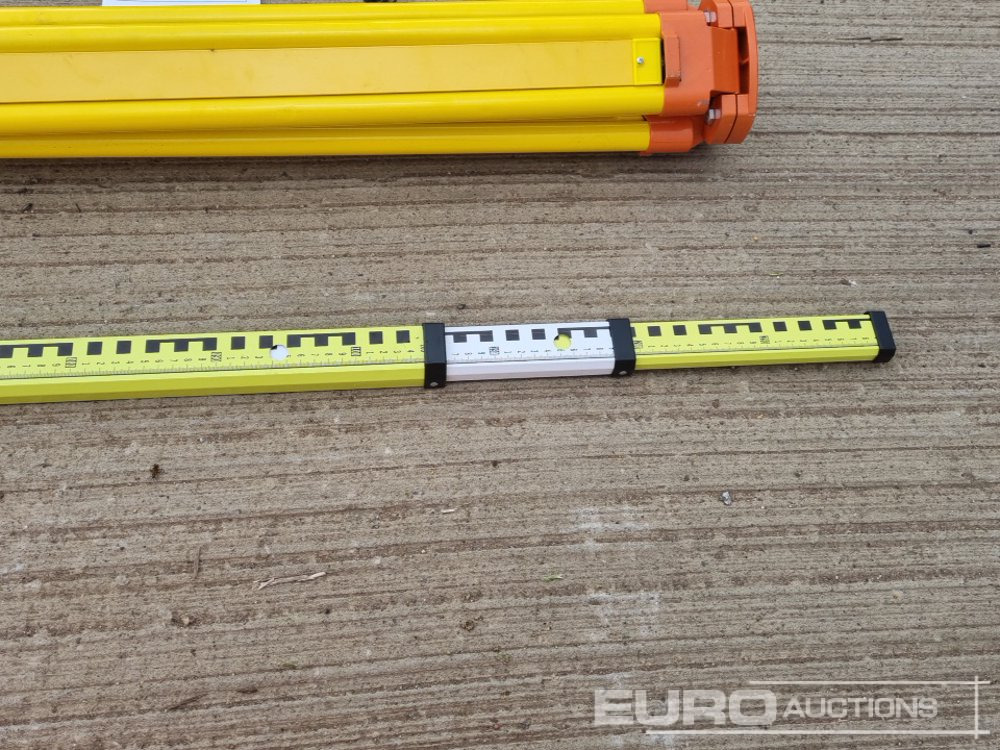 Unused 2025 Captok Laser Level, Self-Leveling Rotary Laser Level, Receiver, Tripod, Grade Rod - Construction equipment: picture 3 Unused 2025 Captok Laser Level, Self-Leveling Rotary Laser Level, Receiver, Tripod, Grade Rod - Construction equipment: picture 3