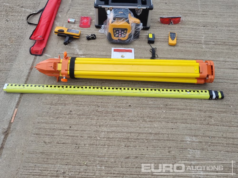 Unused 2025 Captok Laser Level, Self-Leveling Rotary Laser Level, Receiver, Tripod, Grade Rod - Construction equipment: picture 2 Unused 2025 Captok Laser Level, Self-Leveling Rotary Laser Level, Receiver, Tripod, Grade Rod - Construction equipment: picture 2