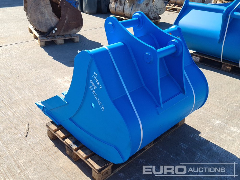 Unused 2025 Miller 44" Digging Bucket 65mm Pin to suit 13 Ton Excavator - Bucket: picture 3 Unused 2025 Miller 44" Digging Bucket 65mm Pin to suit 13 Ton Excavator - Bucket: picture 3