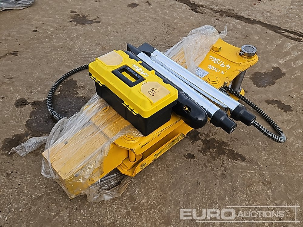 Unused 2025 Soosan SB40 - Hydraulic hammer: picture 1 Unused 2025 Soosan SB40 - Hydraulic hammer: picture 1