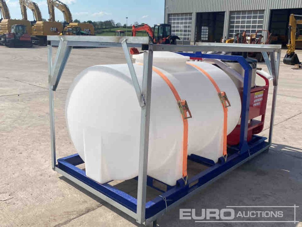 Unused 4000psi Electric Start Hot Water Pressure Washer, 300 Litre Storage Tank, Skid Mounted, Forklift Lifting Points - Pressure washer: picture 5 Unused 4000psi Electric Start Hot Water Pressure Washer, 300 Litre Storage Tank, Skid Mounted, Forklift Lifting Points - Pressure washer: picture 5