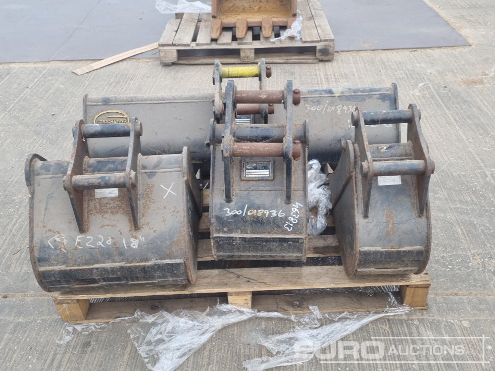 Unused 48" Ditching, 9", 12", 18" Digging Bucket 40mm Pin to suit Mini Excavator - Bucket: picture 4 Unused 48" Ditching, 9", 12", 18" Digging Bucket 40mm Pin to suit Mini Excavator - Bucket: picture 4