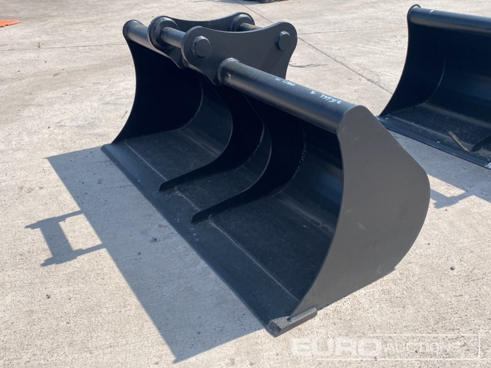 Unused 72" Ditching Bucket 65mm Pin to suit 13 Ton Excavator - Bucket: picture 3 Unused 72" Ditching Bucket 65mm Pin to suit 13 Ton Excavator - Bucket: picture 3