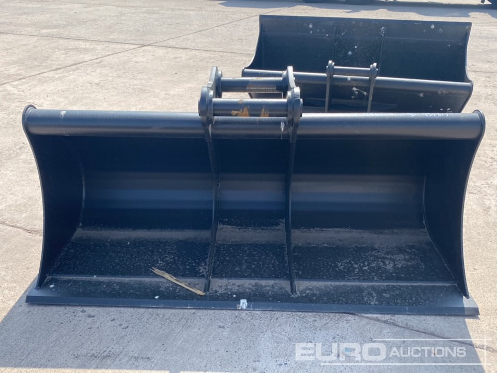 Unused 72" Ditching Bucket 65mm Pin to suit 13 Ton Excavator - Bucket: picture 2 Unused 72" Ditching Bucket 65mm Pin to suit 13 Ton Excavator - Bucket: picture 2